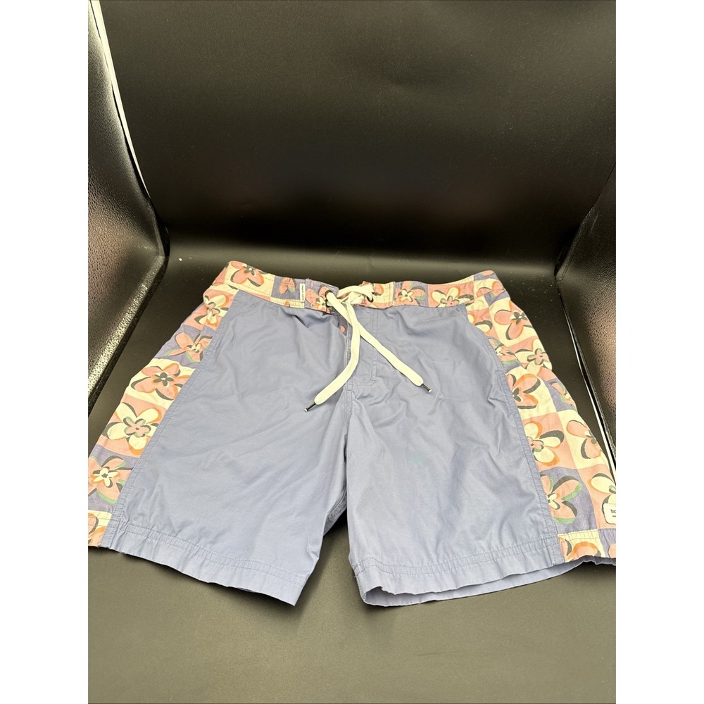 Banks journal board shorts - size 32 - Blue Pink Floral Key Hook Pocket